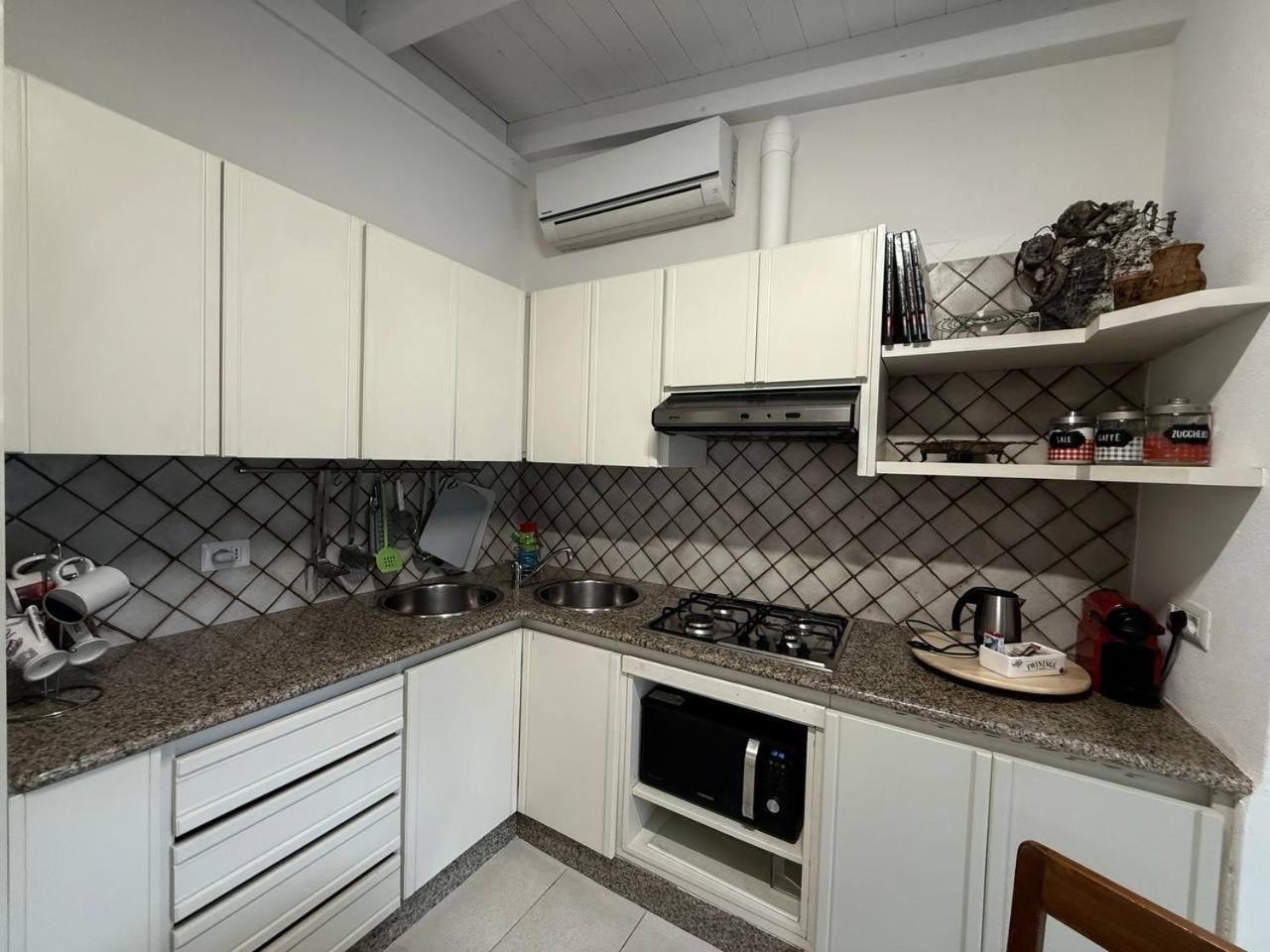Luxury Pisu Apartments Quartucciu Buitenkant foto